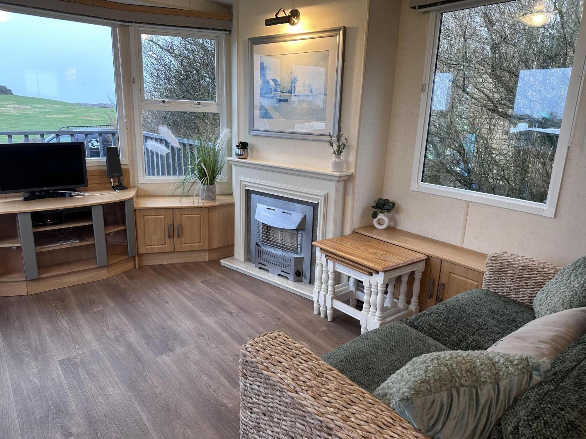 Captivating 2-Bed Static Caravan In Holyhead Llanfachraeth Exteriér fotografie